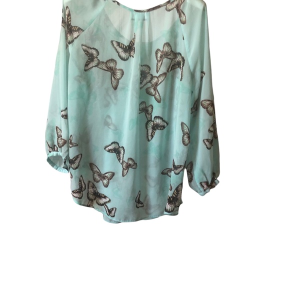 Wallis Butterfly Print Breezy Top - Picture 2 of 3